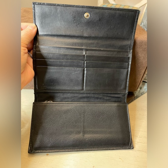 Gucci black leather Guccisimo trifold wallet with blk leather & gold tipped bow - Picture 5 of 15